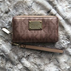 Michael Kors Cell Phone Clutch